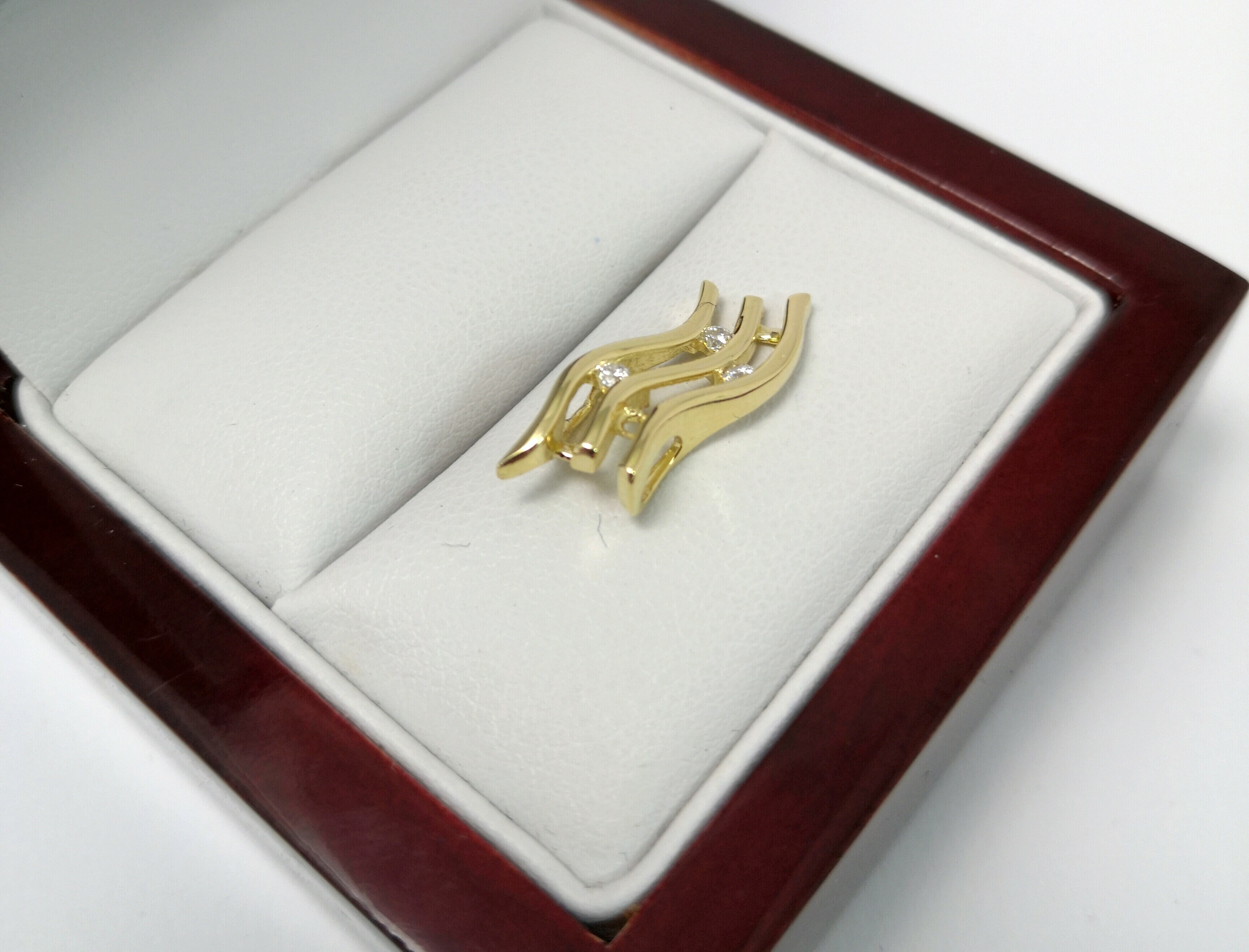 zlota-zawieszka-130g-p585-stan-powystawowy