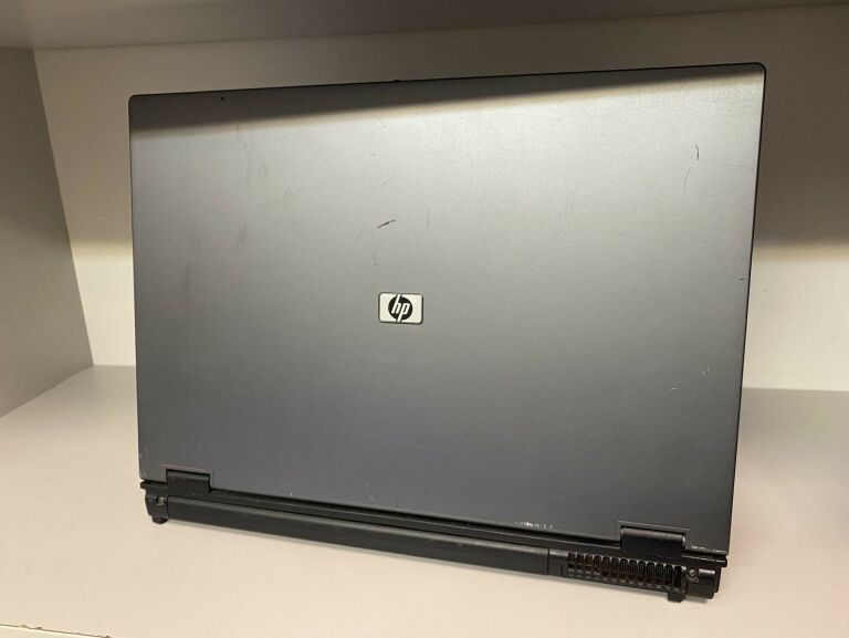 LAPTOP HP COMPAQ 8710P
