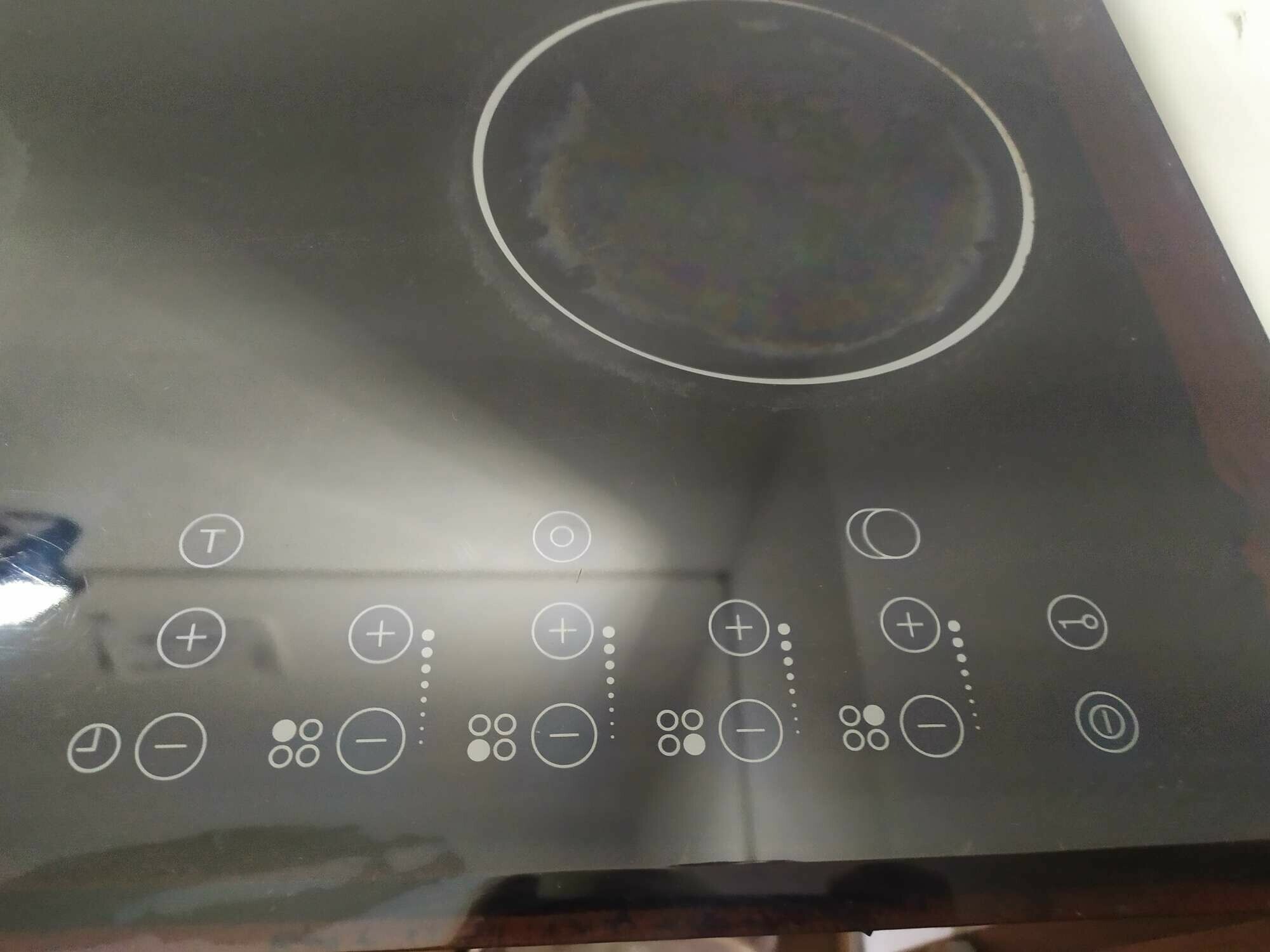 elektryczna-kuchenka-4-palniki-dotykowa-model