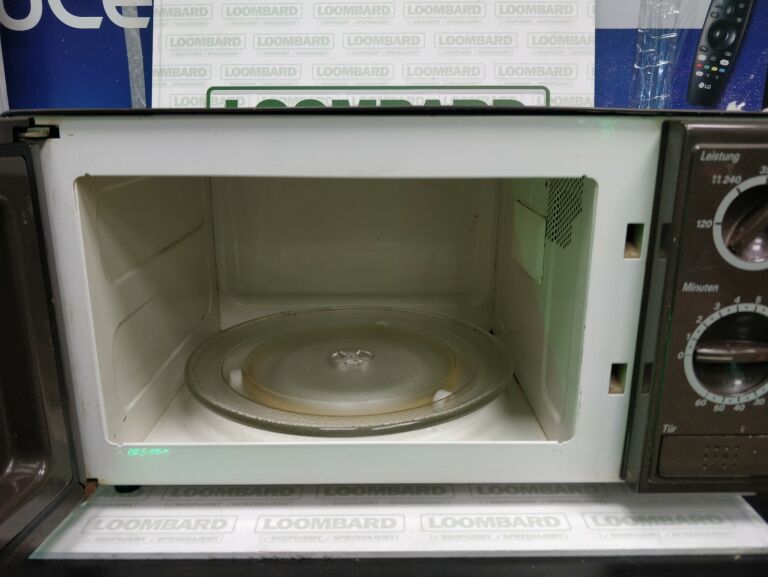 KUCHENKA MICROFALOWA GOLDSTAR 700W ZAPRASZAMY
