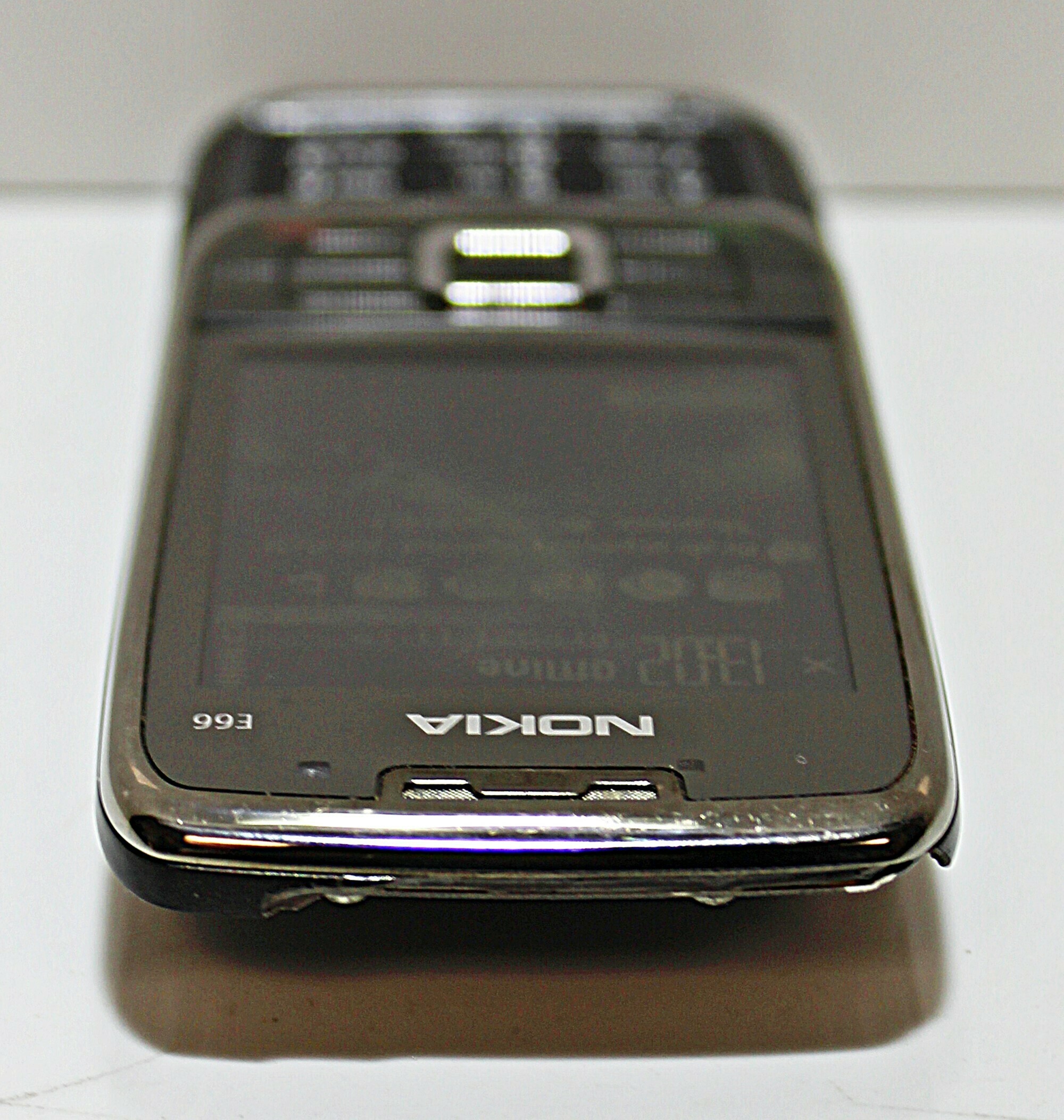 telefon-nokia-e66-rozsuwany-simlock-t-mobile-kolor-czarny