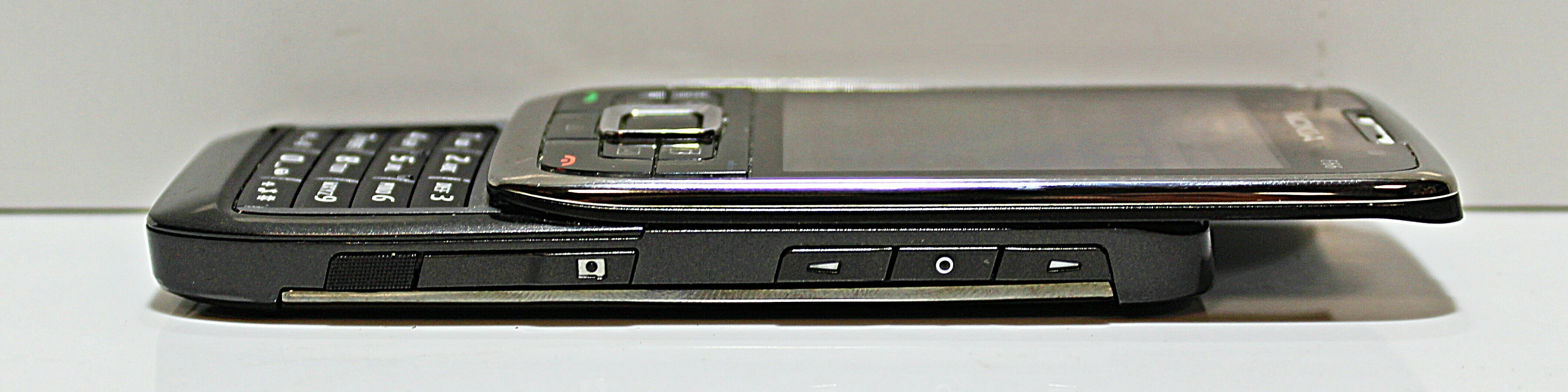 telefon-nokia-e66-rozsuwany-simlock-t-mobile-kod-producenta-e66