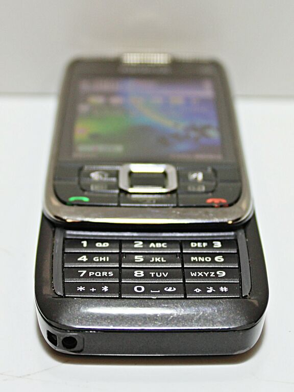 telefon-nokia-e66-rozsuwany-simlock-t-mobile-przekatna-ekranu-240