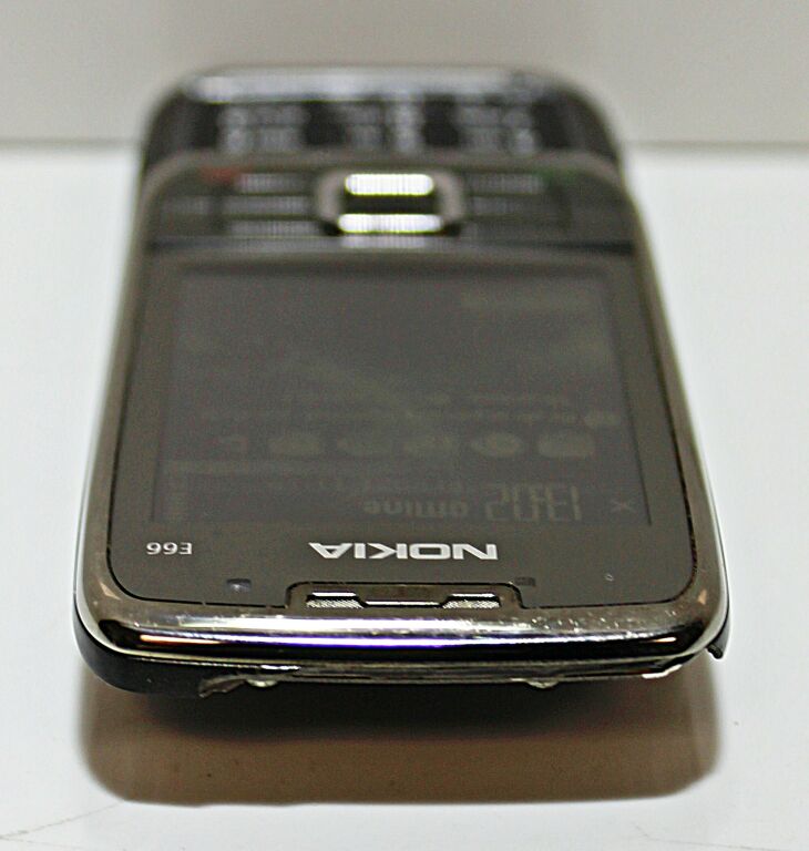 telefon-nokia-e66-rozsuwany-simlock-t-mobile-kolor-czarny