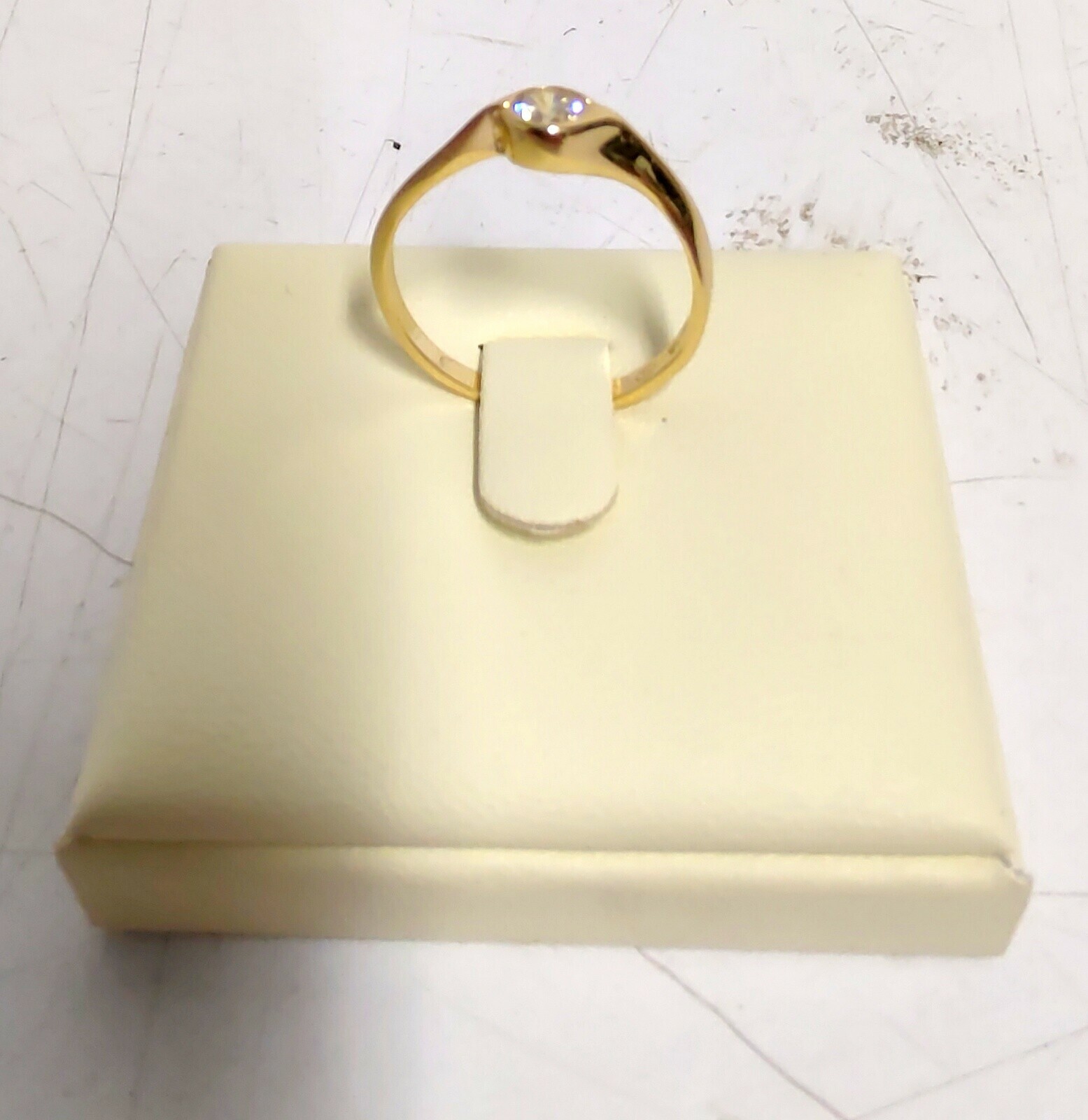 piekny-zloty-pierscionek-p585-185g-r14-material-zloto