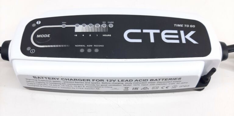 PROSTOWNIK CTEK CT5 40-161 ŁADOWARKA TIME TO GO