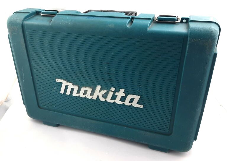 WKRĘTARKA TAŚMOWA MAKITA 6843 Z WALIZKĄ