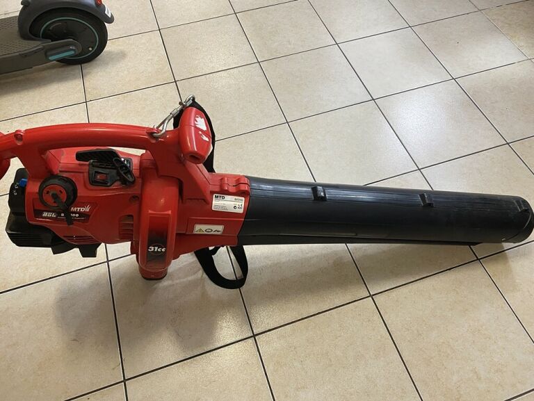 ODKURZACZ OGRODOWY MTD BV3100