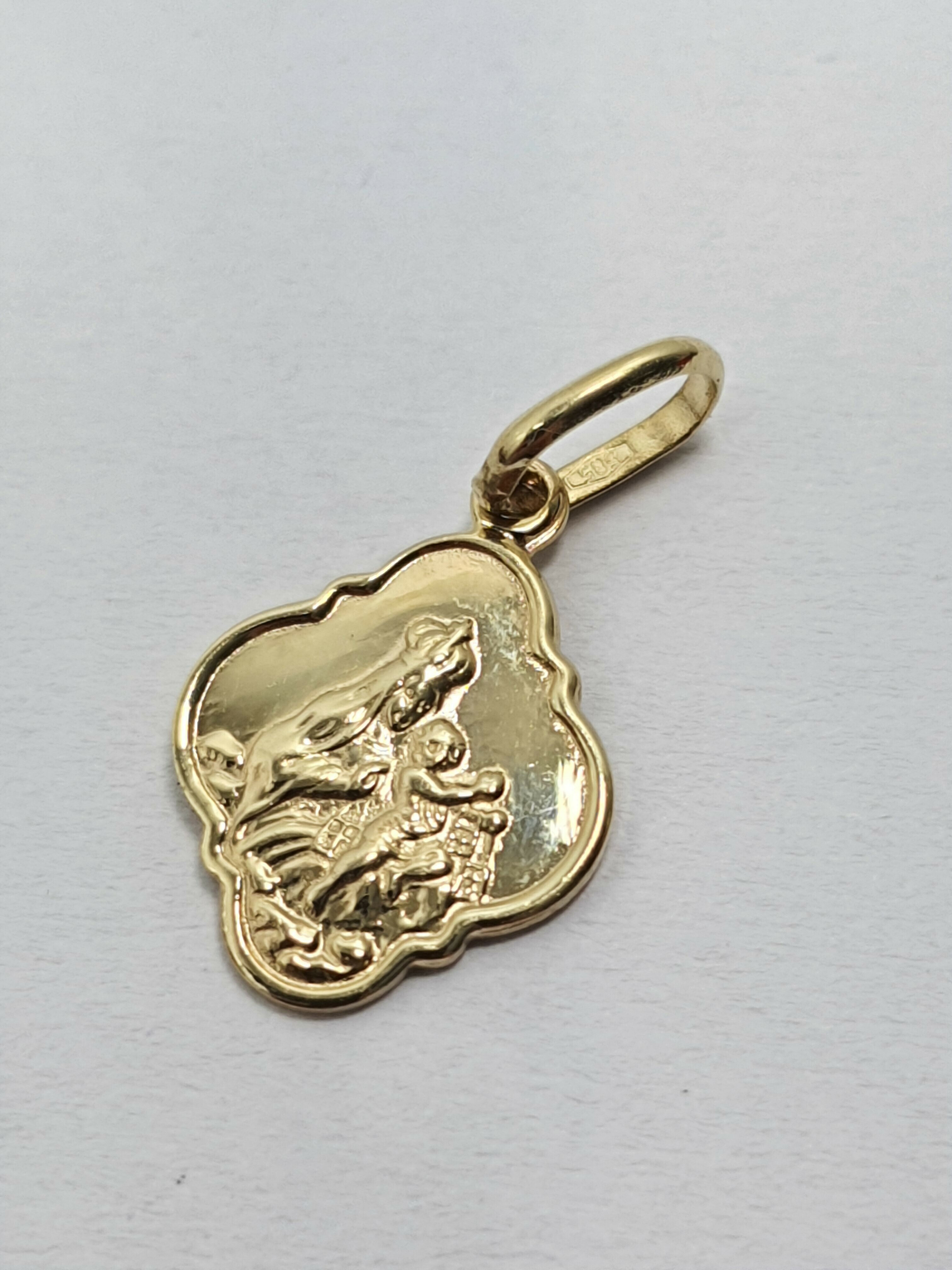 nowa-zlota-zawieszka-matka-boska-585-079g-material-15835-2