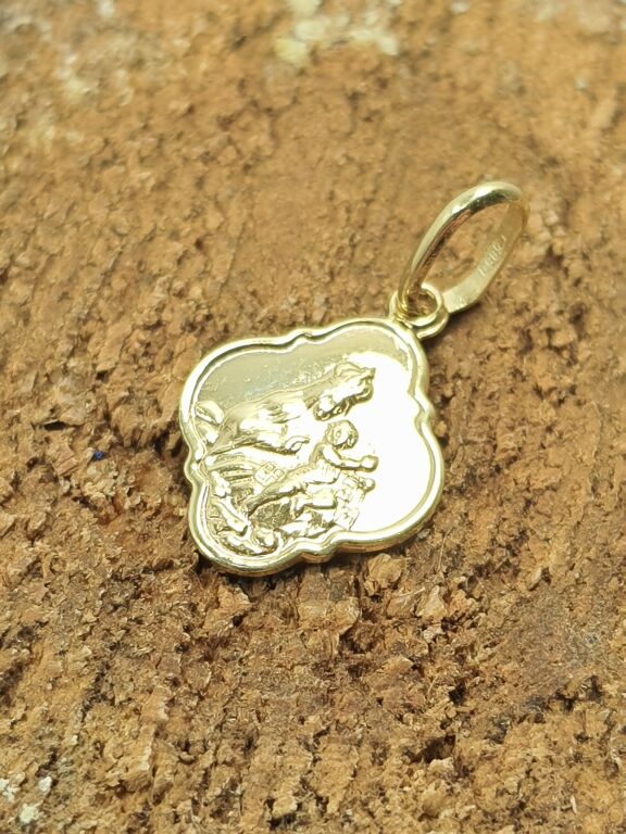 nowa-zlota-zawieszka-matka-boska-585-079g-stan-11323-1