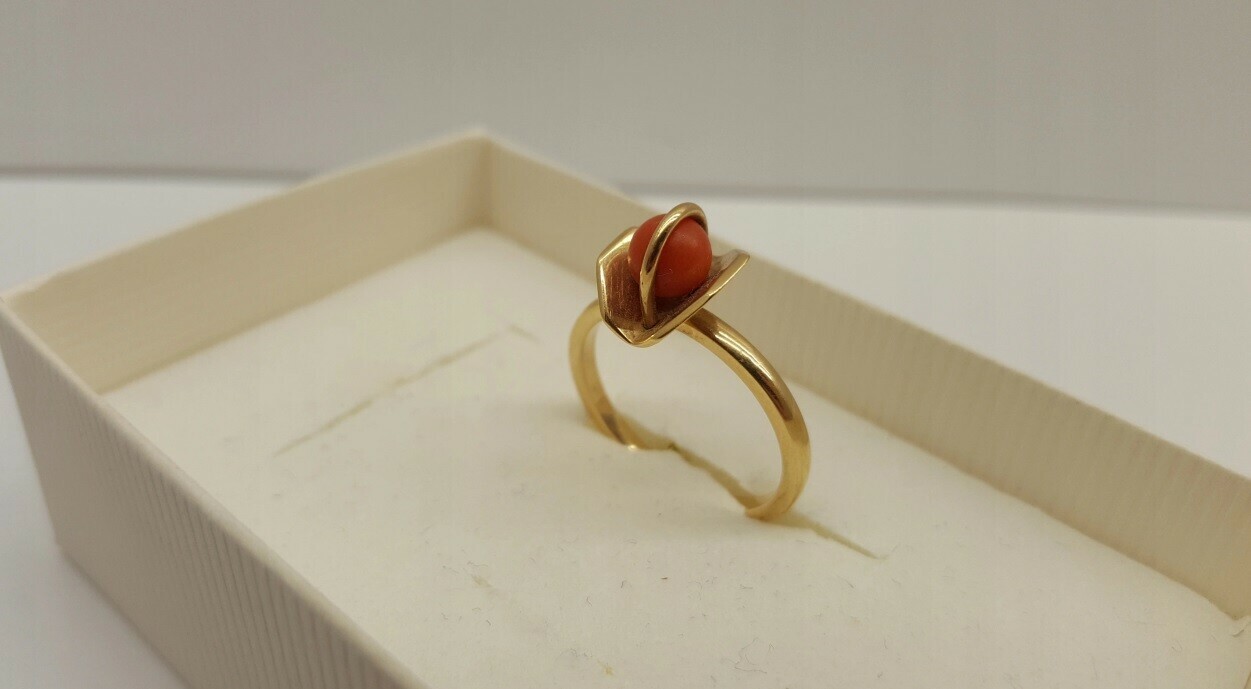zloty-pierscionek-z-koralem-585-marka-bez-marki