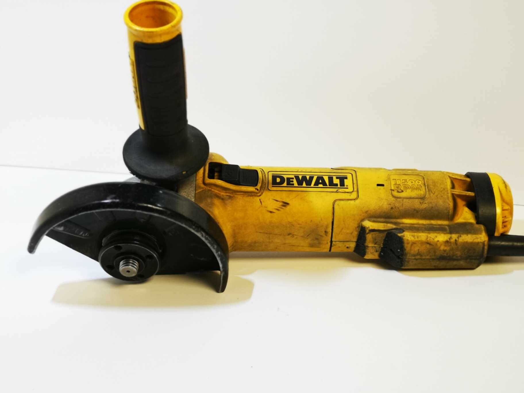 SZLIFIERKA KĄTOWA DEWALT DWE4237-QS | Szlifierki mimośrodowe | Loombard.pl