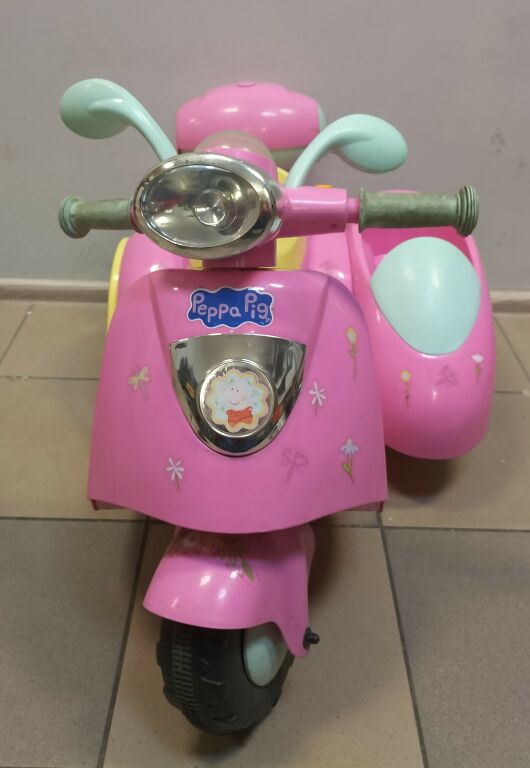 ŚWINKA PEPPA SKUTER MOTOR ELEKTRYCZNY 6V CE