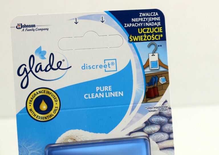 ODŚWIEŻACZ ZAPACH DO SZAFY GLADE PURE CLEAN LINEN