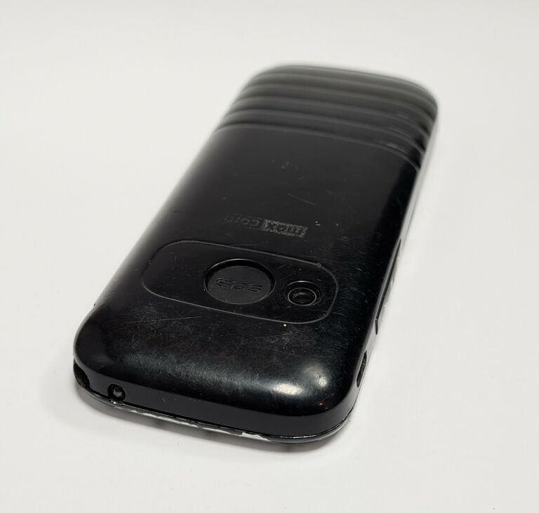 TELEFON MAXCOM MM720