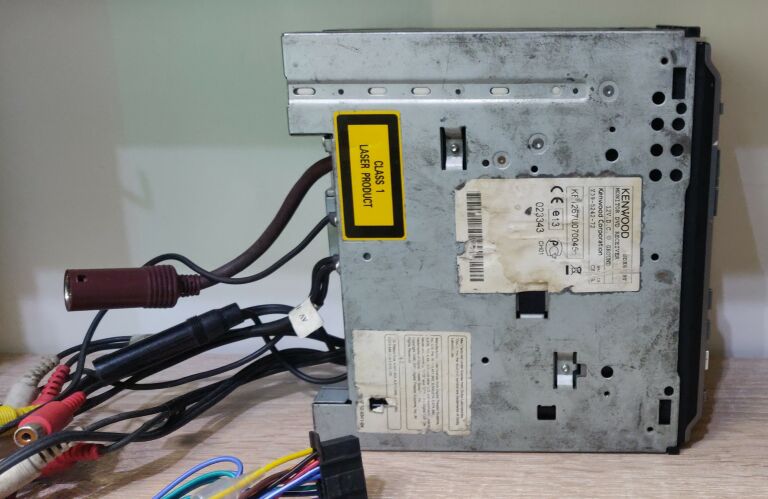 radio-dvd-ekran-samochodowy-2din-kenwood-ddx6029-model-dpx-7200dab