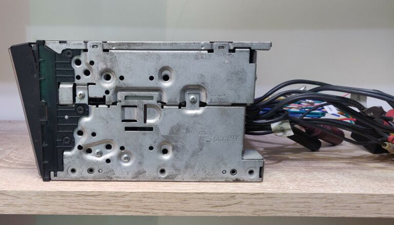 radio-dvd-ekran-samochodowy-2din-kenwood-ddx6029-radio-205766-1