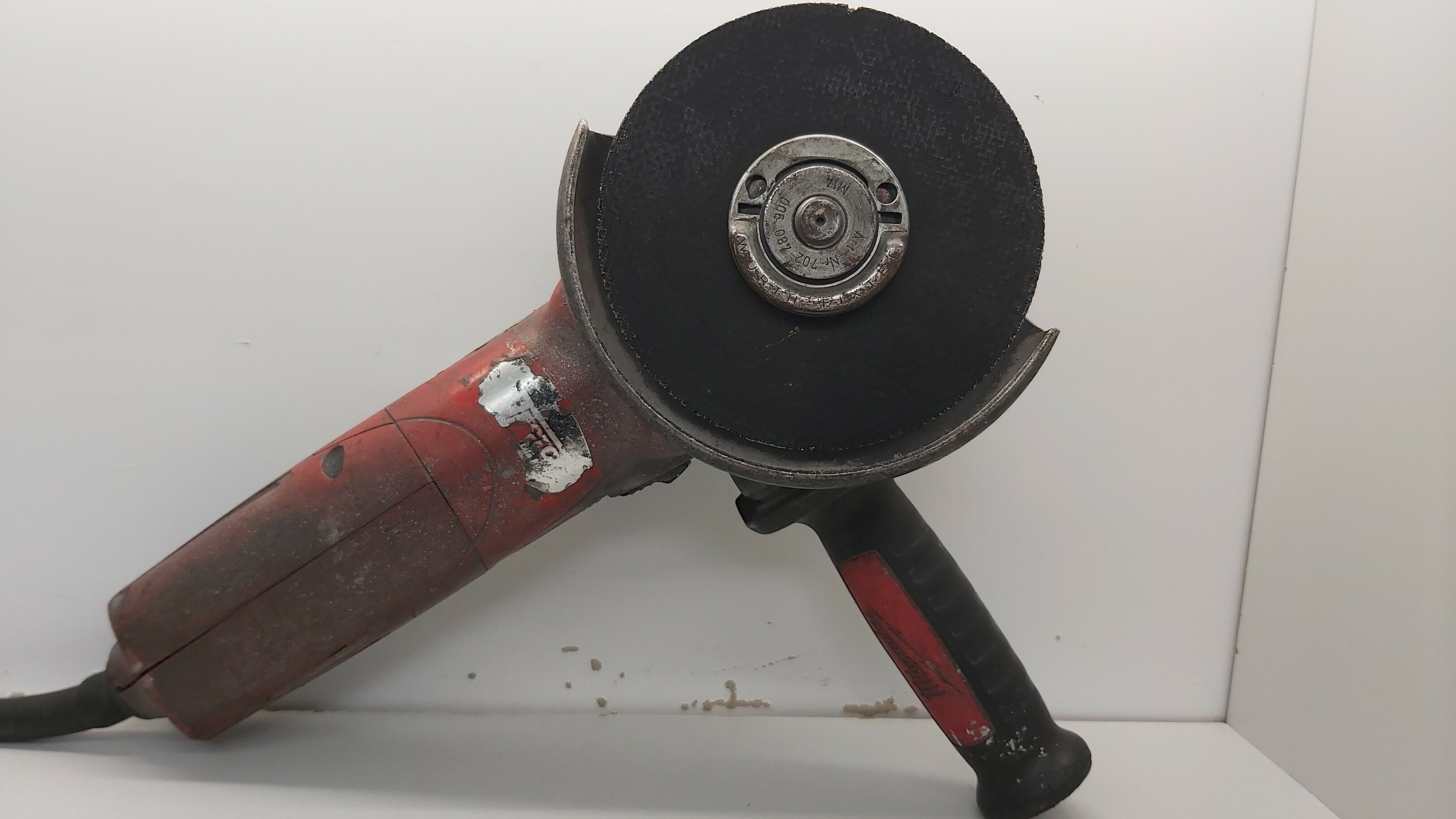 szlifierka-katowa-milwaukee-marka-248811-951033