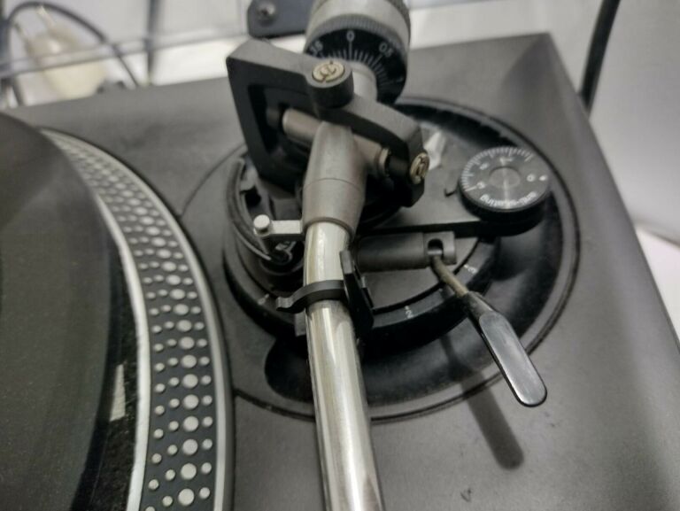 GRAMOFON TECHNICS SL-1210 MK 2