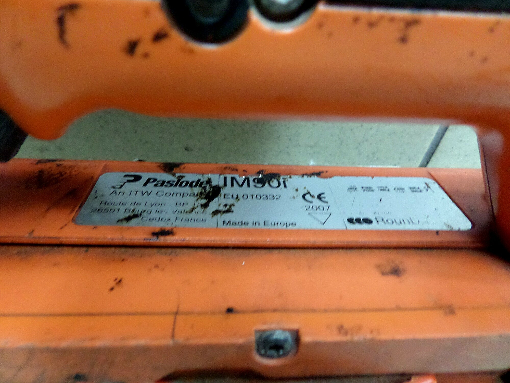 gwozdziarka-paslode-im90i-marka-paslode