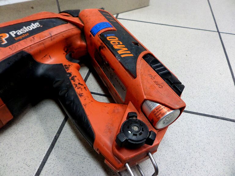 gwozdziarka-paslode-im90i-product-id-8d62809e-0df4-4a97-b471-2fd6639181bd