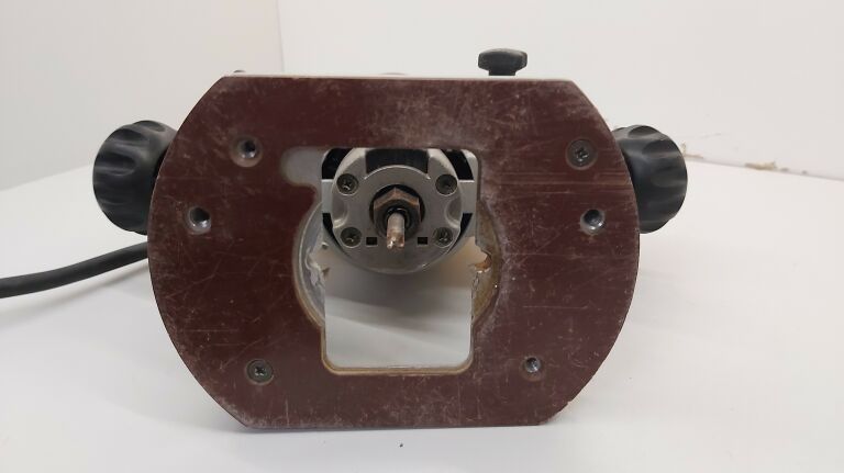 FREZARKA GÓRNOWRZECIONOWA DEWALT DW613
