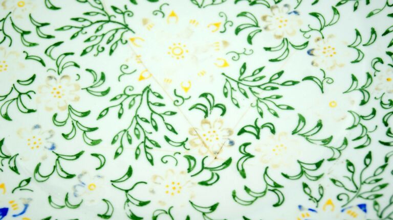 recznie-malowany-talerz-cepelia-opole-chodziez-stan-do-renowacji