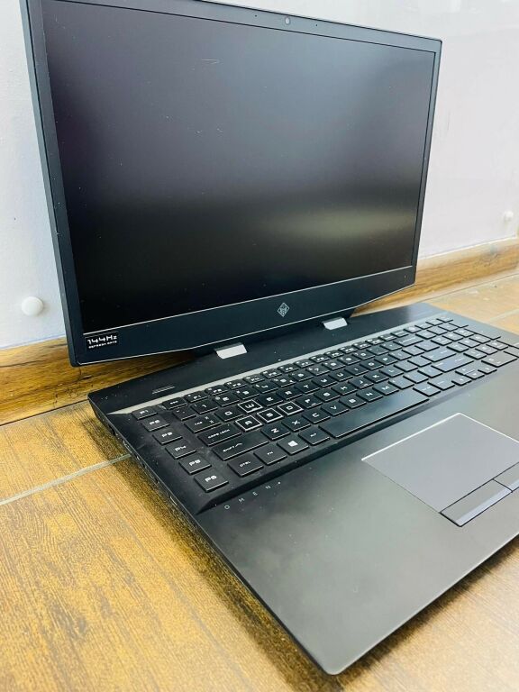 laptop-hp-omen-17-cb-16ram512gb-zasilacz-model-omen-17-cb