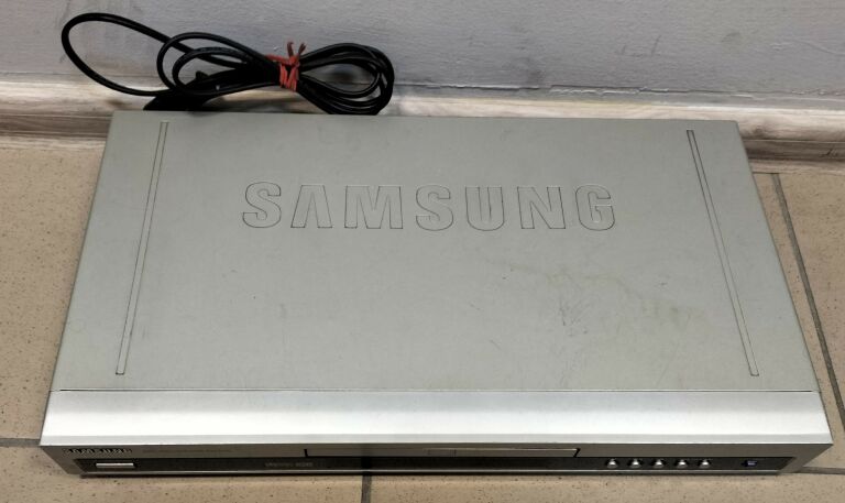 DVD SAMSUNG + KABEL EURO