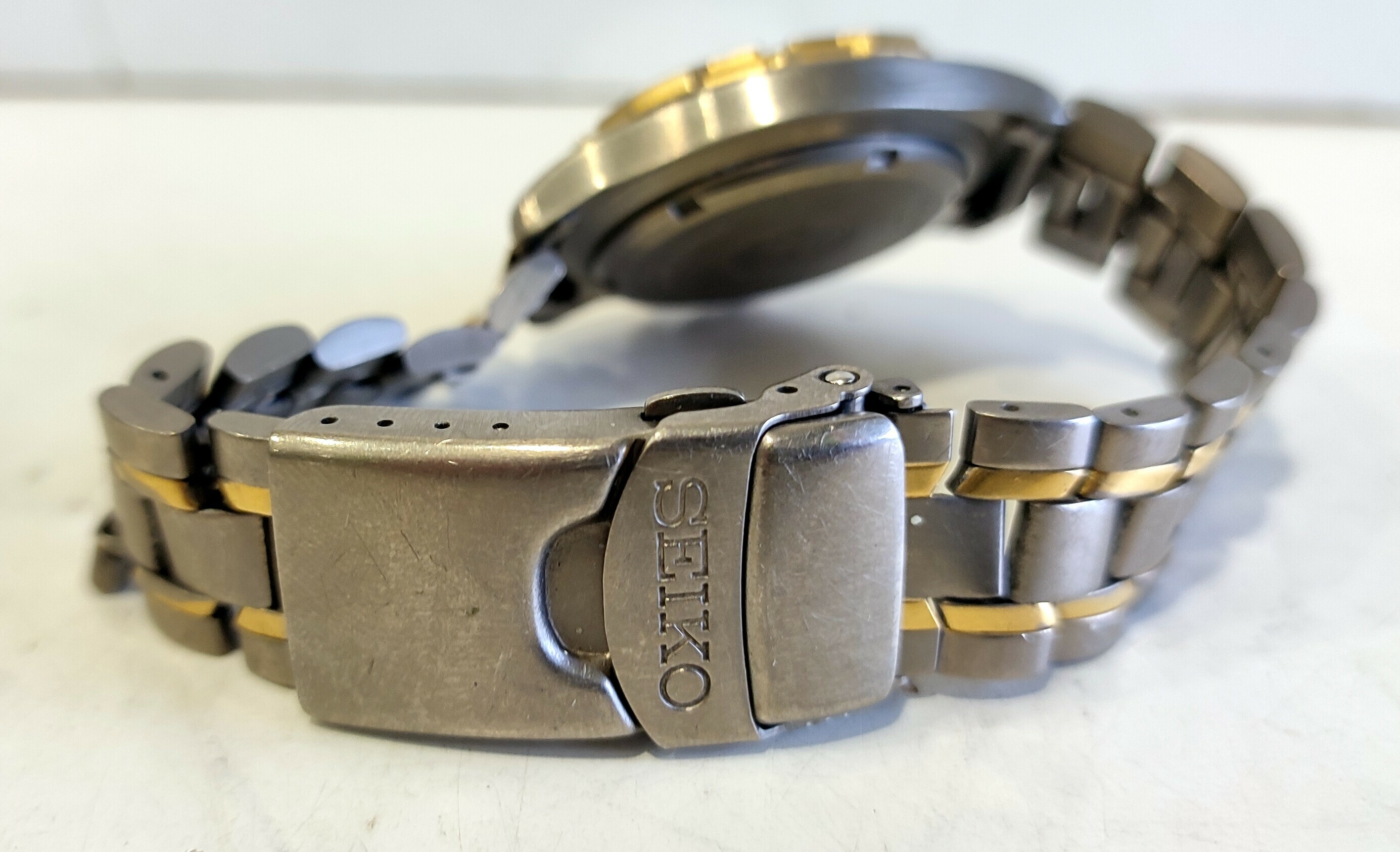 seiko-kinetic-titanium-sq100-marka-seiko