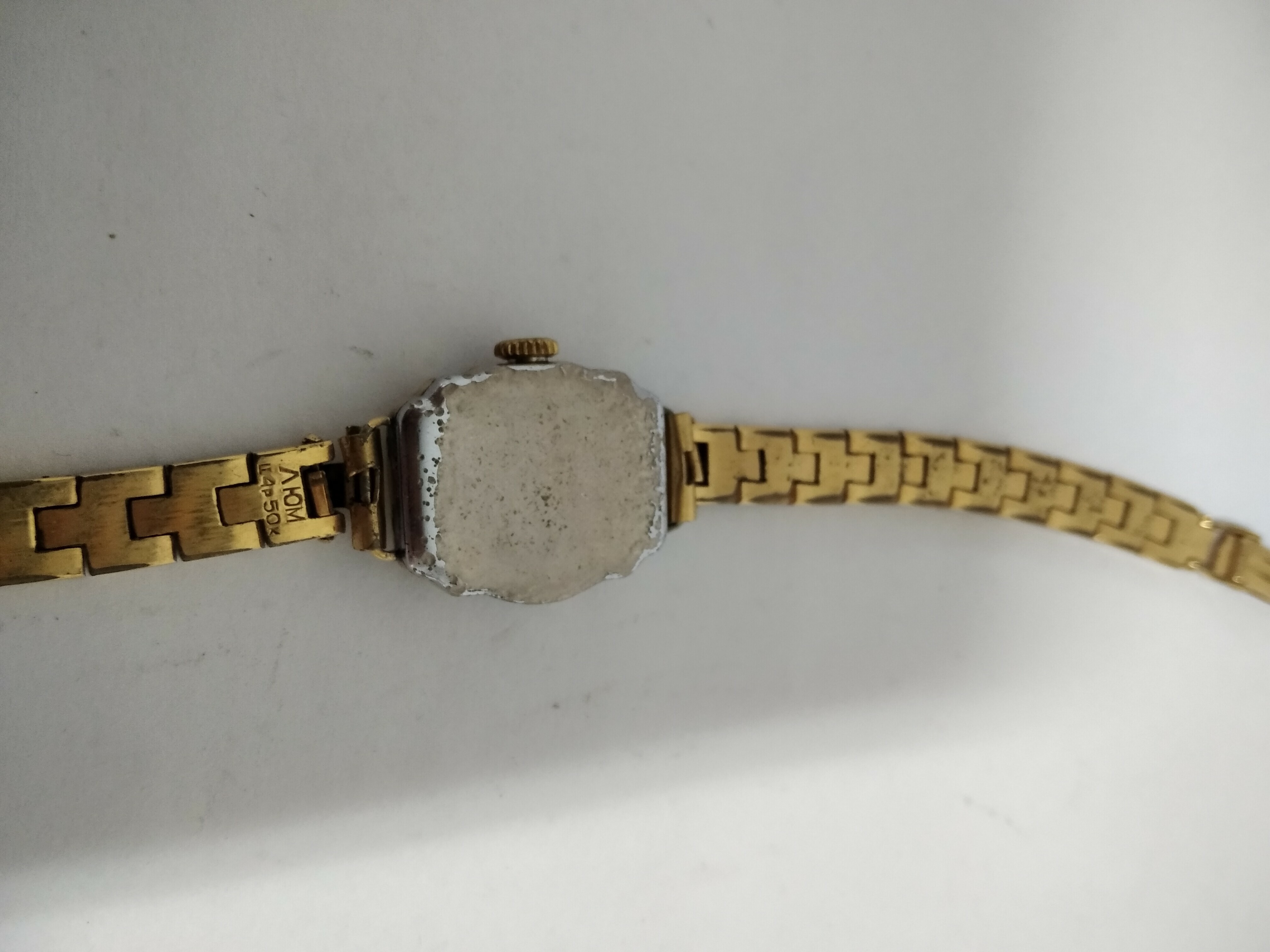 zegarek-damski-czajka-16-kamieni-typ-nareczny