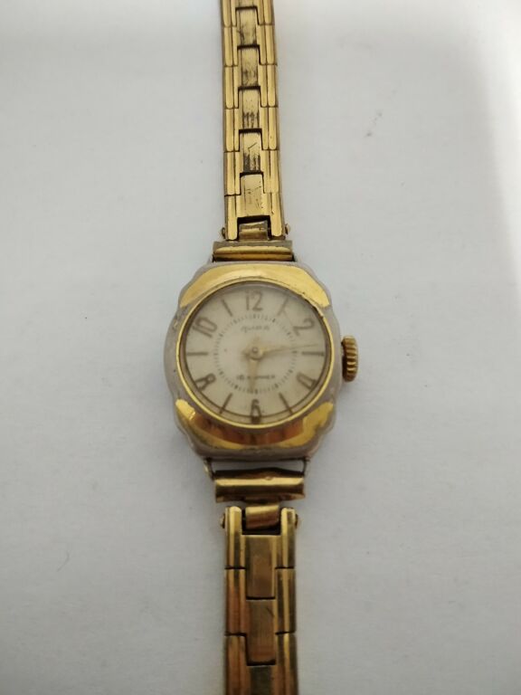 zegarek-damski-czajka-16-kamieni-stan-uzywany