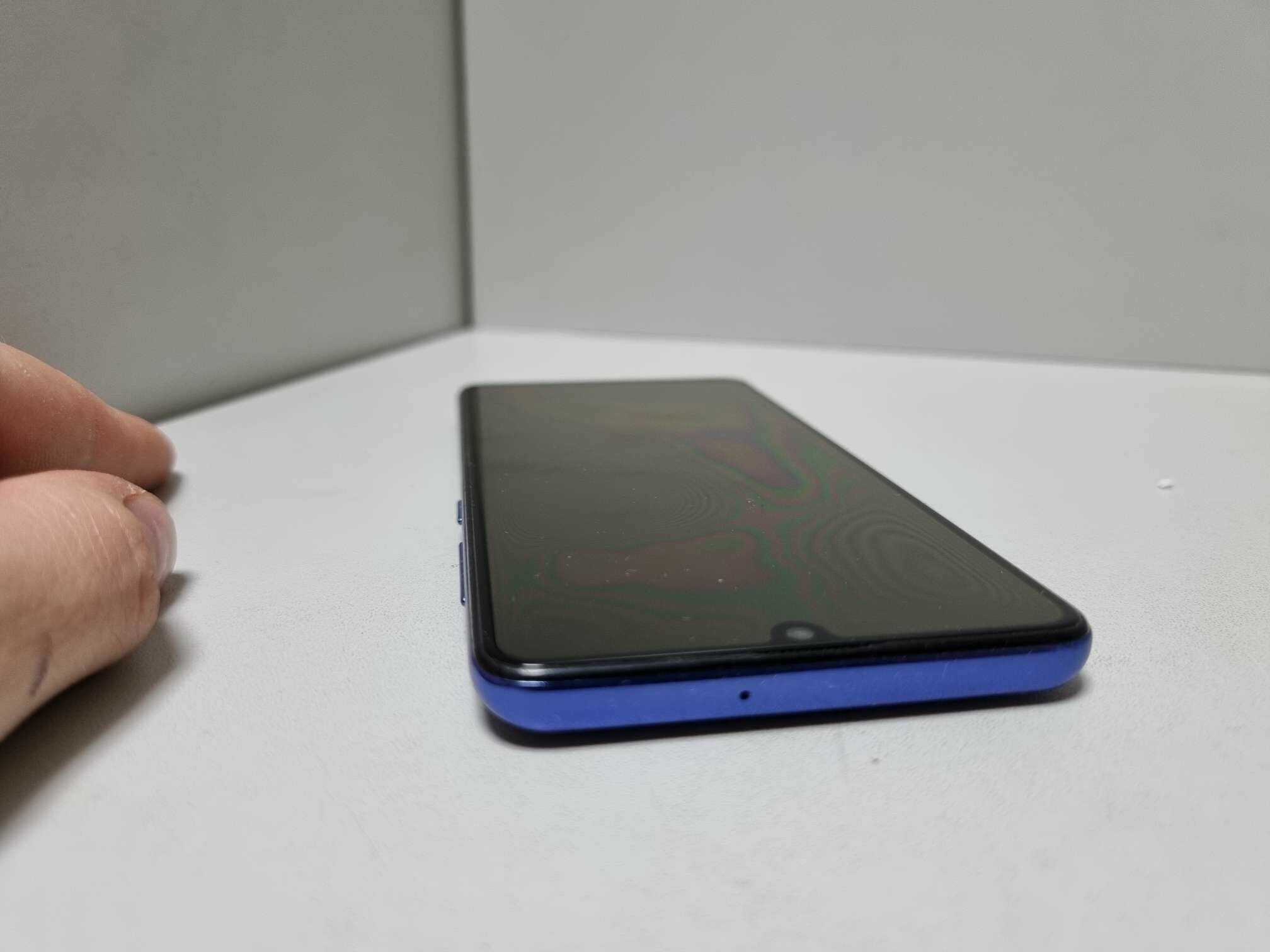 telefon-samsung-a41-na-czesci-opis-wbudowana-pamiec-64-gb