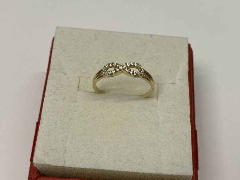 sliczny-zloty-pierscionek-pr585-131g-stan-uzywany