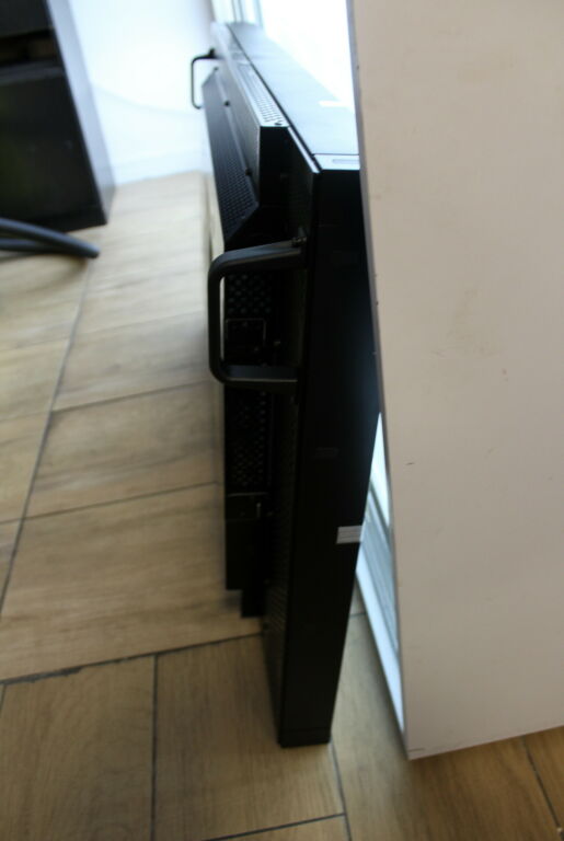 MONITOR PRZEMYSŁOWY NEC MULTISYNC P462 - 46 LCD