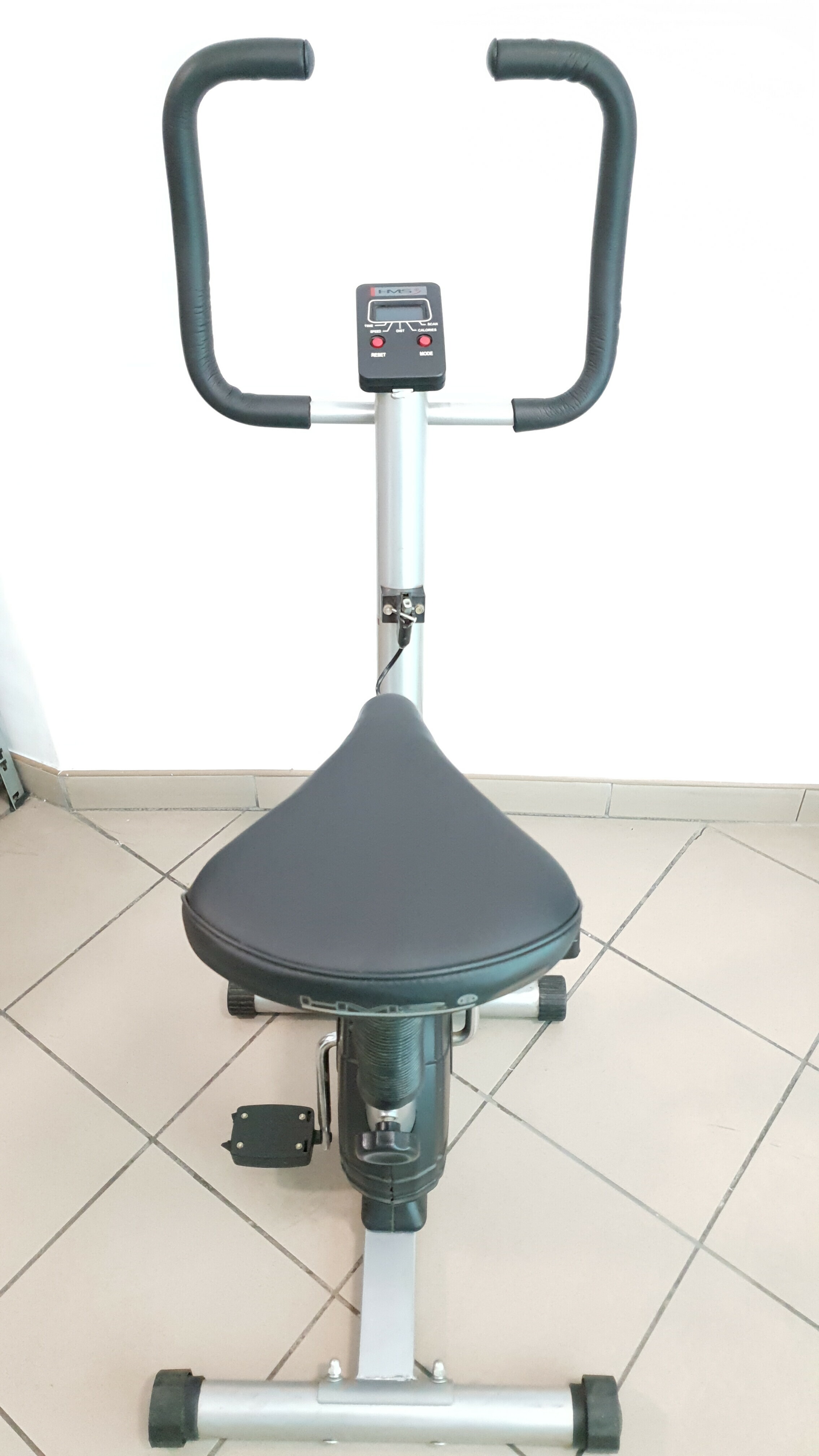 rower-stacjonarny-hms-w2152-maksymalna-waga-uzytkownika-90