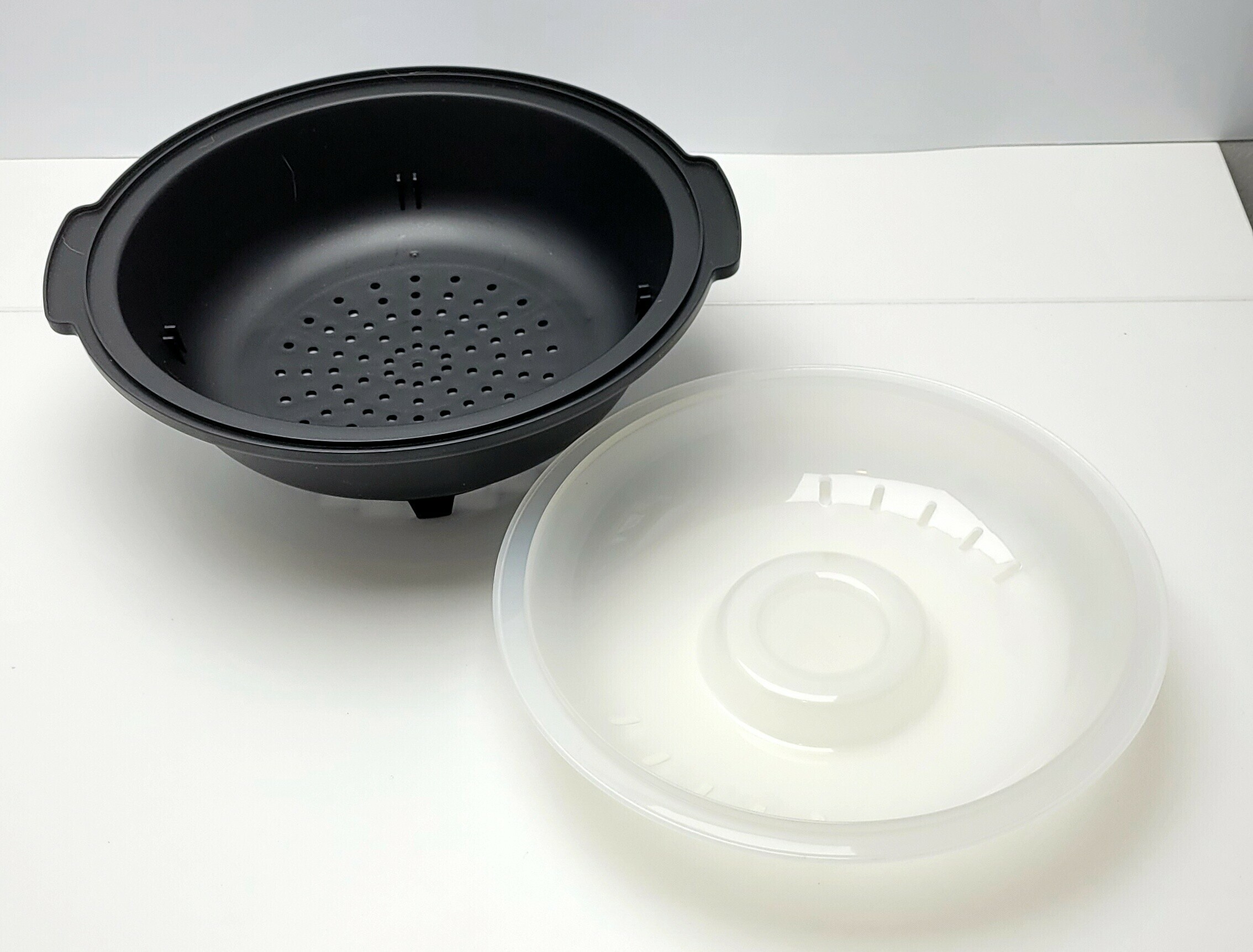 robot-kuchenny-bio-cook-kolor-dominujacy-bialy