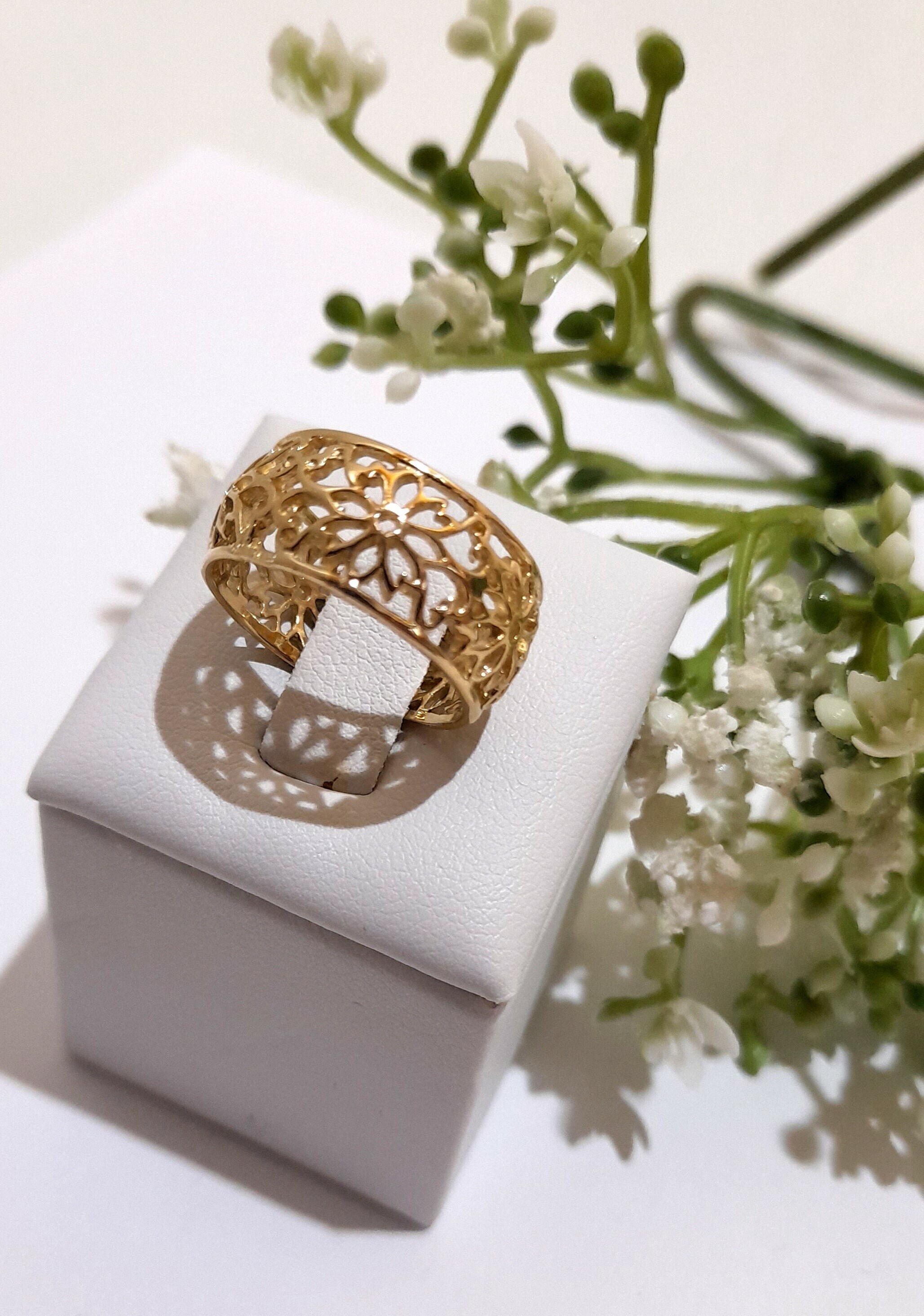 azurowa-obraczka-kwiatki-r16-kolejowa-80-chelm