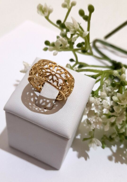 azurowa-obraczka-kwiatki-r16-kolejowa-80-chelm