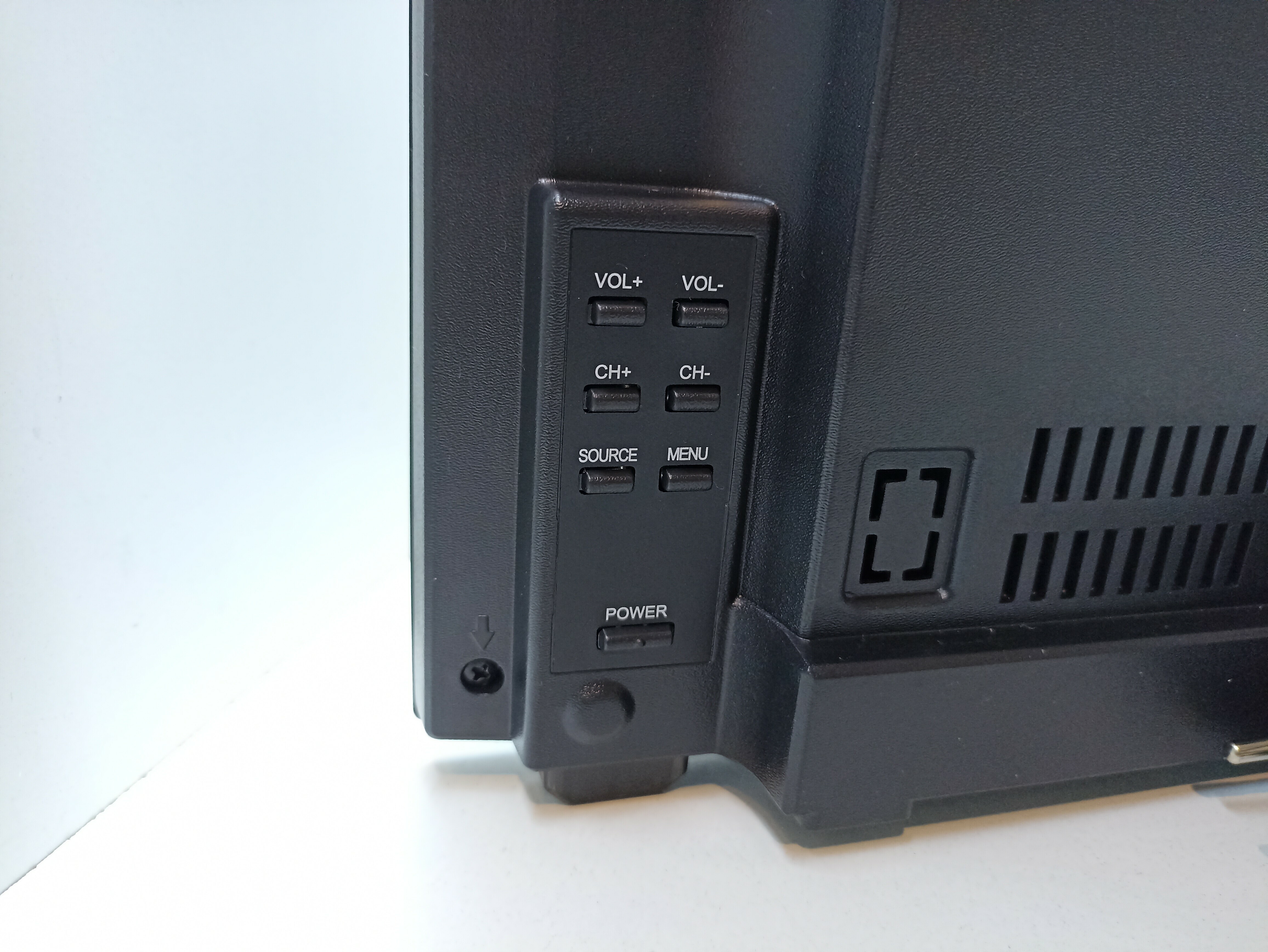 telewizor-manta-19-cali-led-tv-19lhn120d-model-19lhn120d