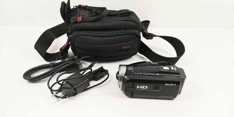 KAMERA SONY HDR--PJ330 ZESTAW