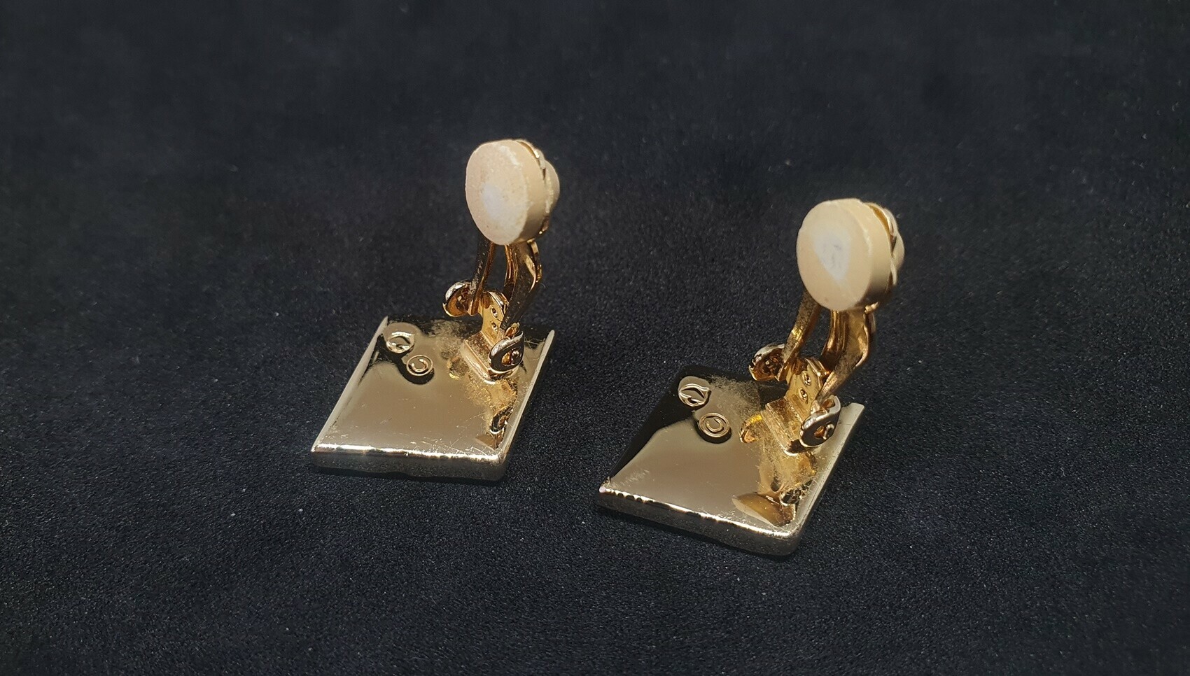 swarowski-klipsy-marka-swarovski