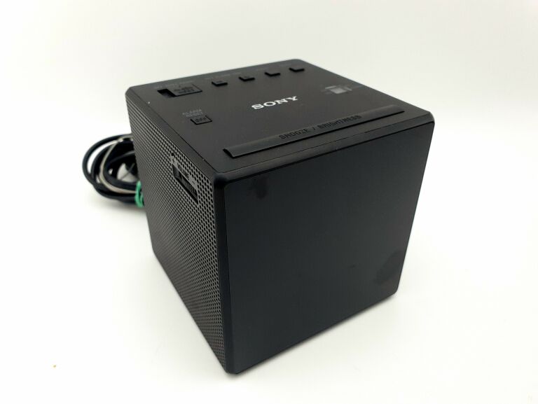 RADIOBUDZIK SONY ICF-C1TW POLECAM