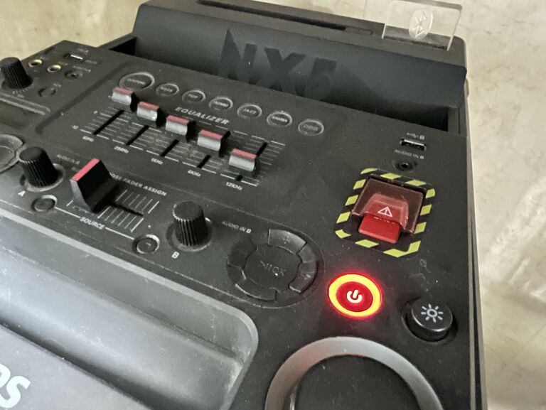 WIEŻA PHILIPS NTRX500 650W USB BLUETOOTH DJ LED