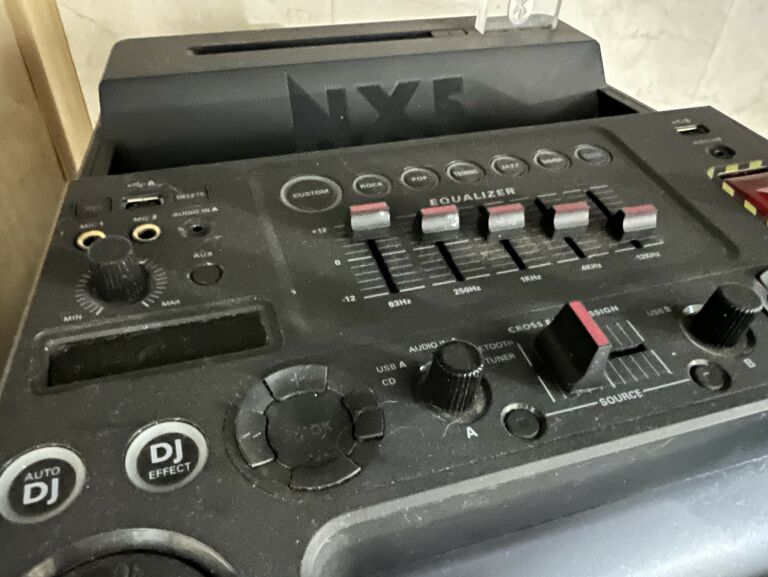 WIEŻA PHILIPS NTRX500 650W USB BLUETOOTH DJ LED