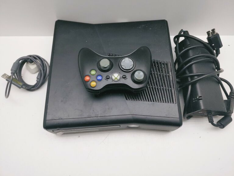 konsola-xbox-360-pad-wroclaw-kolor-czarny