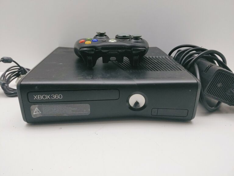 konsola-xbox-360-pad-wroclaw-stan-uzywany