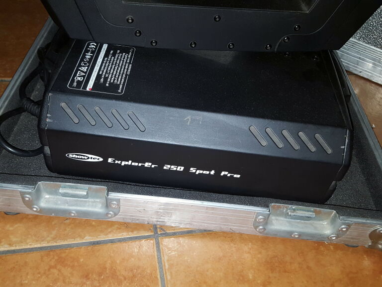 showtec-explorer-250-spot-pro-skrzynia-ean-gtin-8717748420169