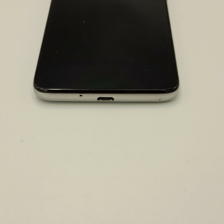 alcatel-one-touch-idol-6030x4-gb1-gb-ramsprawn-kolor-srebrny