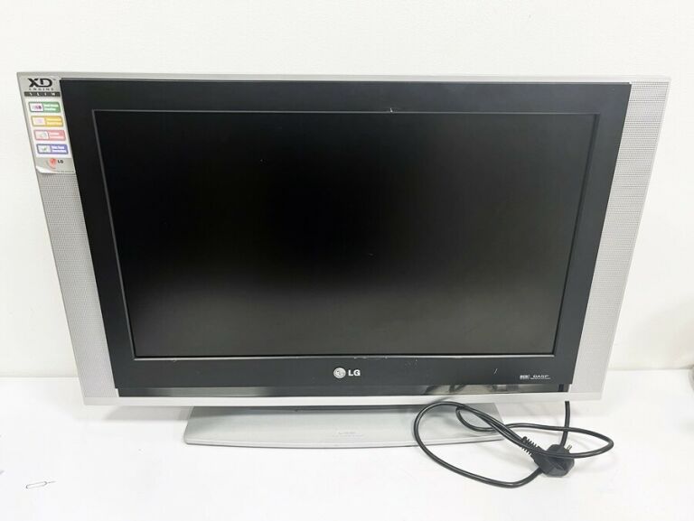 TELEWIZOR LG RZ-27LZ55 LCD 32